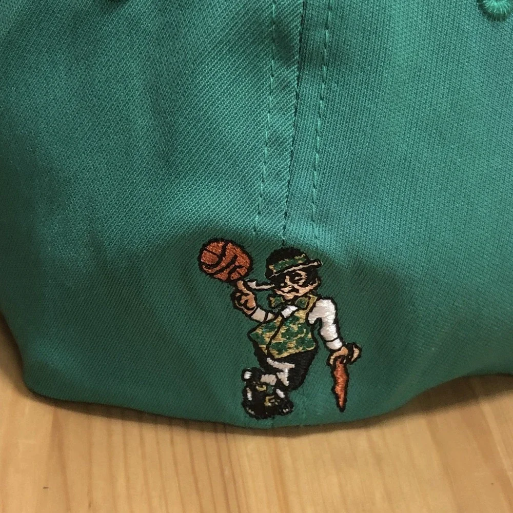 Boston Celtics Reebok Flexfit NBA Embroidered Cap Hat OSFA Green White
